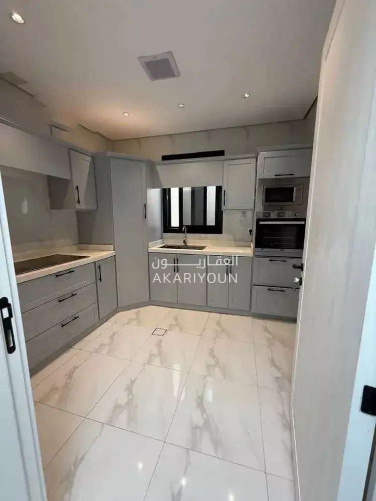 شقة للبيع في حي الرمال